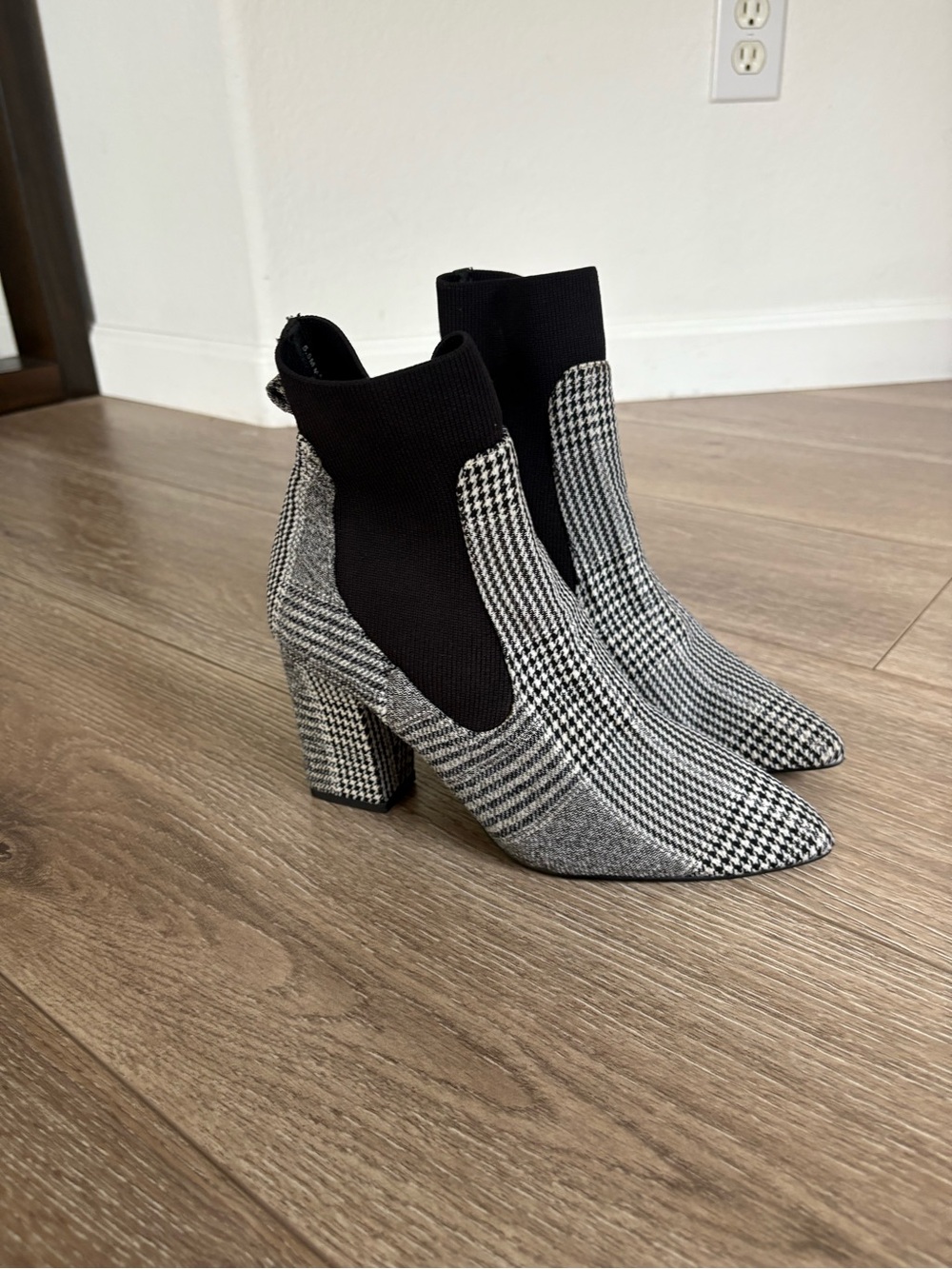 Steve Madden Black and White Houndstooth Sock Ankle Booties - Picture 2 of 12